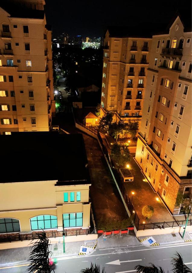 Two Palm Tree Villas Condominium - Studio 8Th Fl With Balcony - Across Terminal 3 Airport Pasay Bagian luar foto